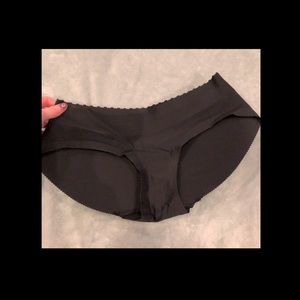 Butt-enhancing panties- new without tags